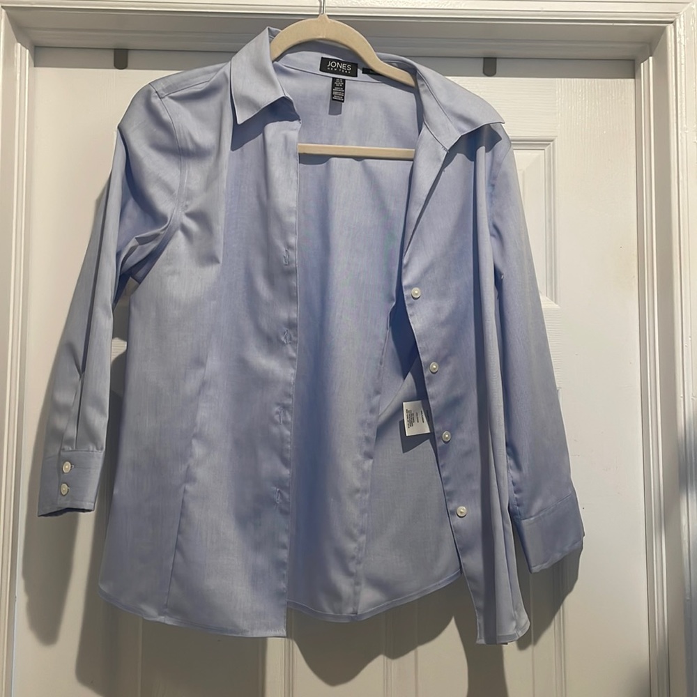 NWOT New without tags never worn blue Jones New York button down blouse